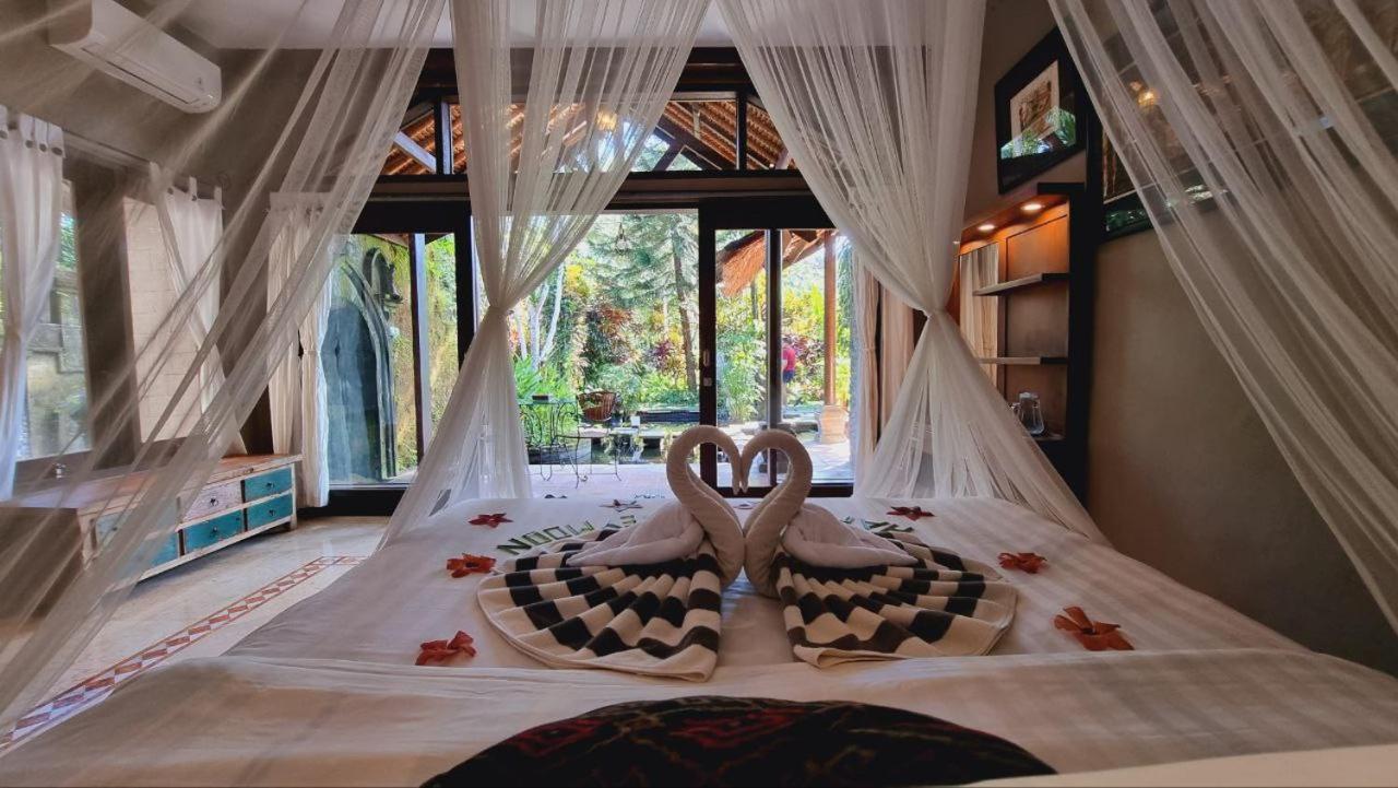 Avalon Ubud Castle & Spa Exterior photo